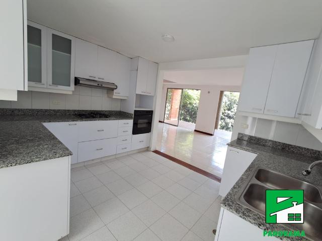 Casa en arriendo en Envigado, Valle de Aburrá