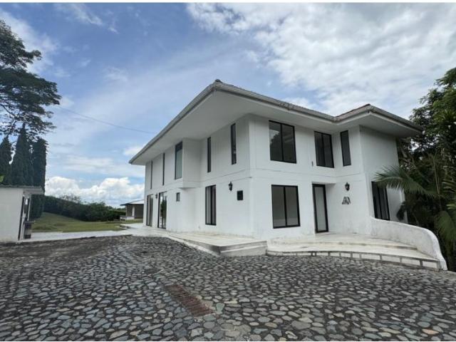 Casa en arriendo en Risaralda
