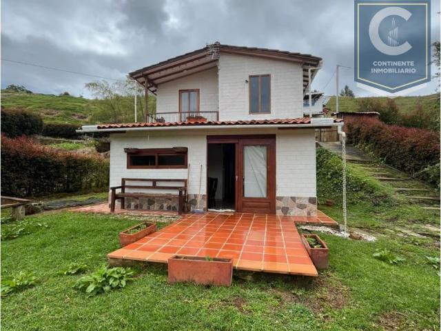 Casa en arriendo en Belmira, Norte