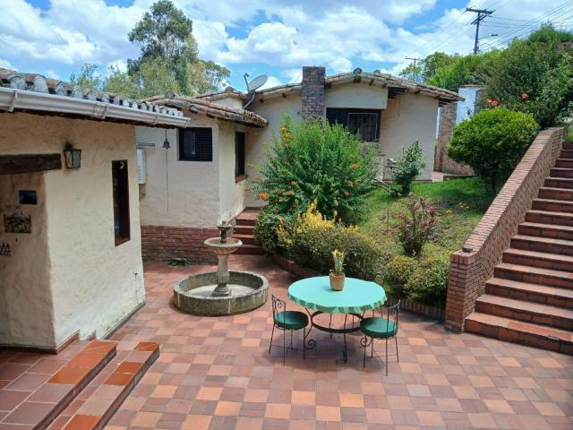 Casa Campestre En Venta En Bogota En El Cerro Tuna Alta V185472