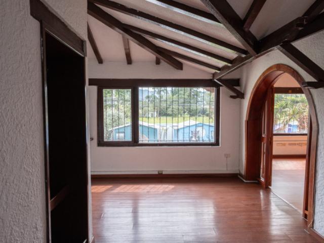 Casa Campestre En Venta En Bogota En Guaymaral V367456