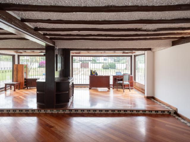 Casa Campestre En Venta En Bogota En Guaymaral V367456