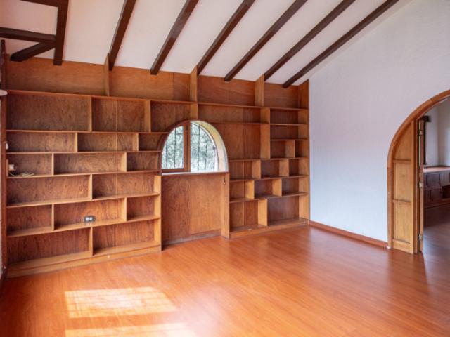 Casa Campestre En Venta En Bogota En Guaymaral V367456