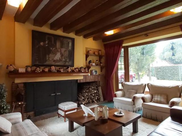 Casa Campestre En Venta En Bogota En La Arboleda V226971