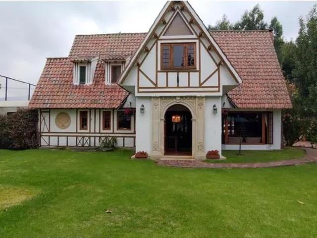 Casa Campestre En Venta En Bogota En La Arboleda V226971