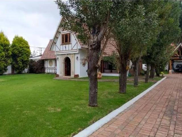 Casa Campestre En Venta En Bogota En La Arboleda V226971