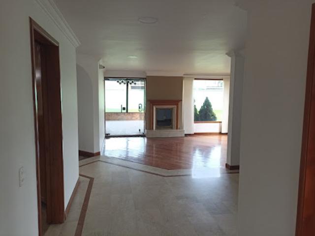 Casa Campestre En Venta En Bogota En San Jose De Bavaria V272229