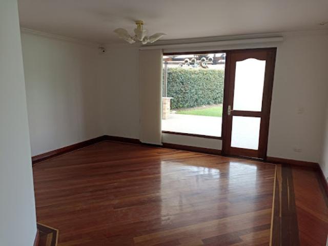 Casa Campestre En Venta En Bogota En San Jose De Bavaria V272229