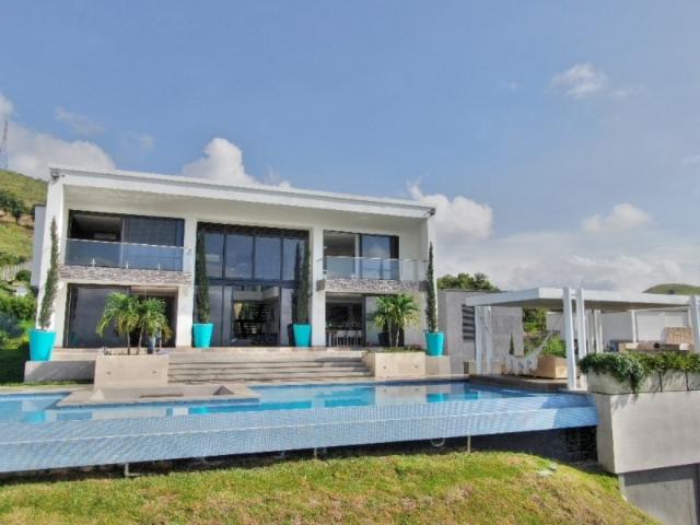 Casa Campestre En Venta En Cali En Arroyohondo V72320