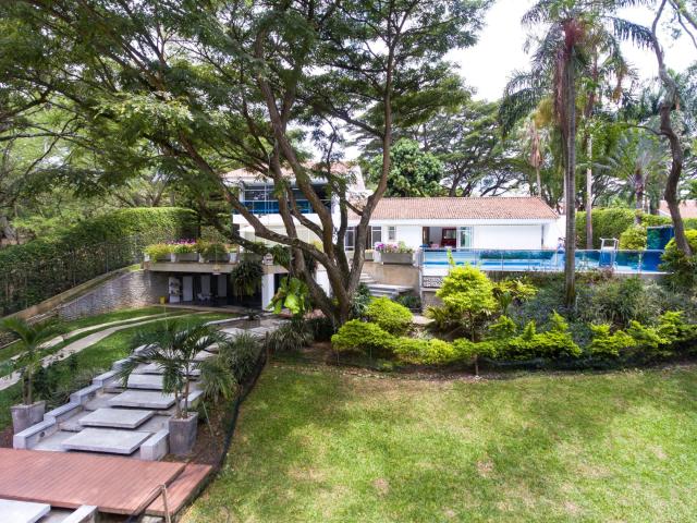 Casa Campestre En Venta En Cali En Dapa V229391