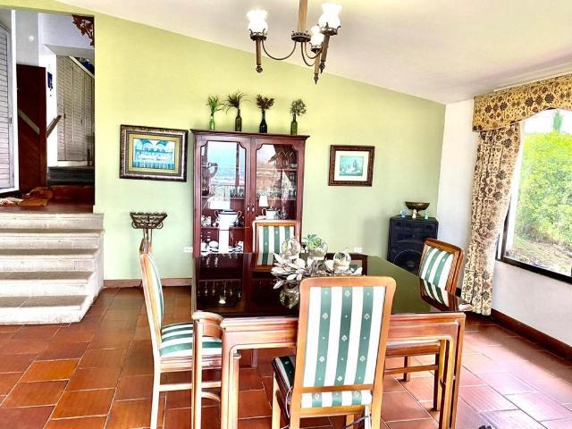Casa Campestre En Venta En Cali En Dapa V86749