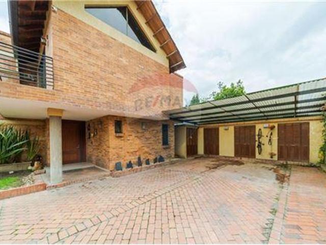 Casa Campestre En Venta En Chia En Fagua V72499