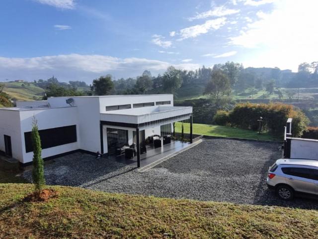 Casa Campestre En Venta En El Carmen De Viboral En. V192924