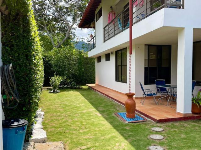 Casa Campestre En Venta En Guaduas V171321