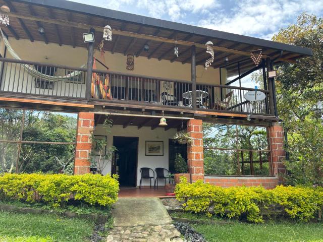 Casa Campestre En Venta En Guarne En Sector Sierra Linda V269759