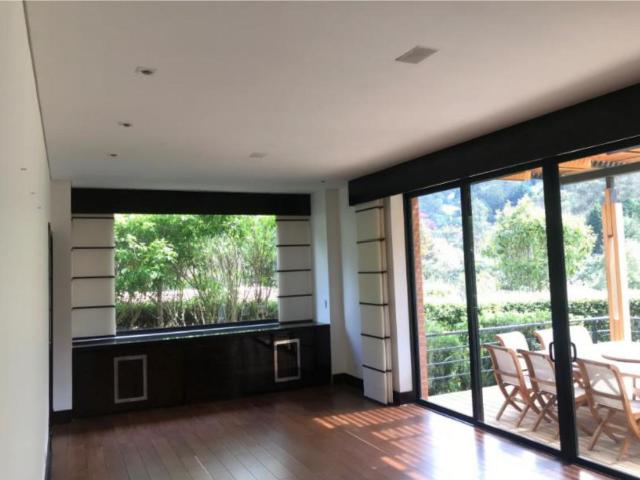 Casa Campestre En Venta En La Calera En La Calera V161710