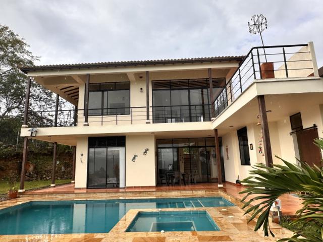 Casa Campestre En Venta En La Mesa En La Mesa V340591