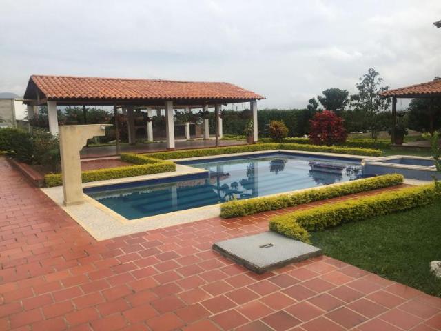 Casa Campestre En Venta En Los Patios En. V220204