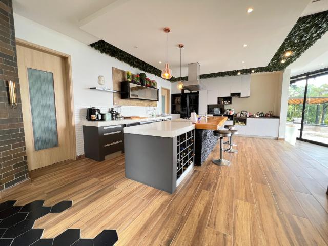 Casa Campestre En Venta En Medellin En Las Palmas V285642
