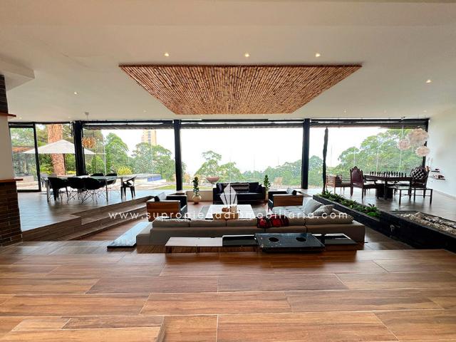 Casa Campestre En Venta En Medellin En Las Palmas V285642