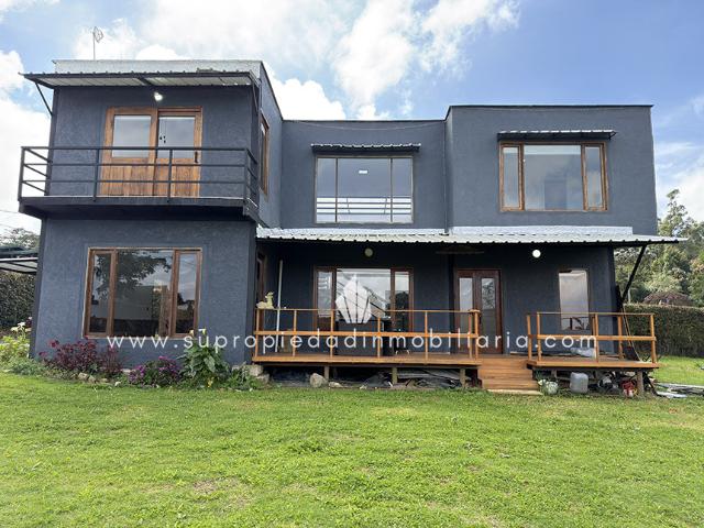 Casa Campestre En Venta En Medellin En Santa Elena V333323