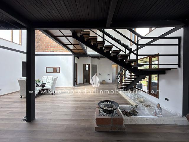 Casa Campestre En Venta En Medellin En Santa Elena V333323
