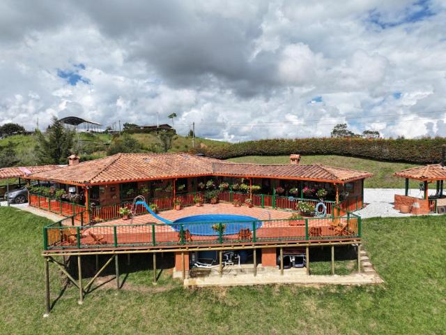 Casa Campestre En Venta En Penol En. V257860