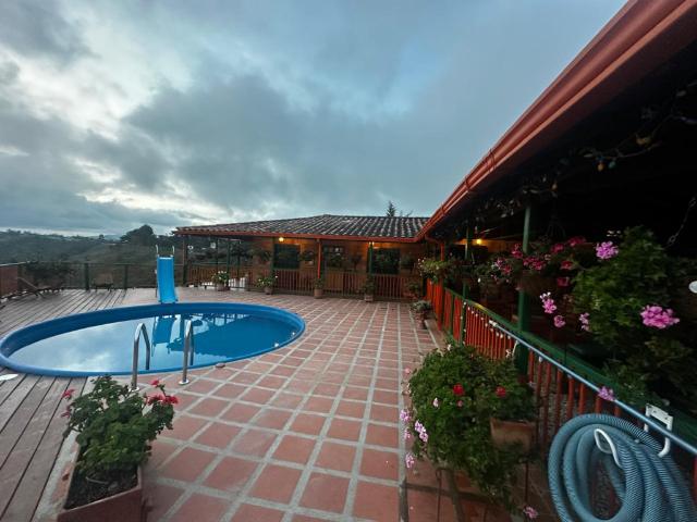 Casa Campestre En Venta En Penol En. V257860