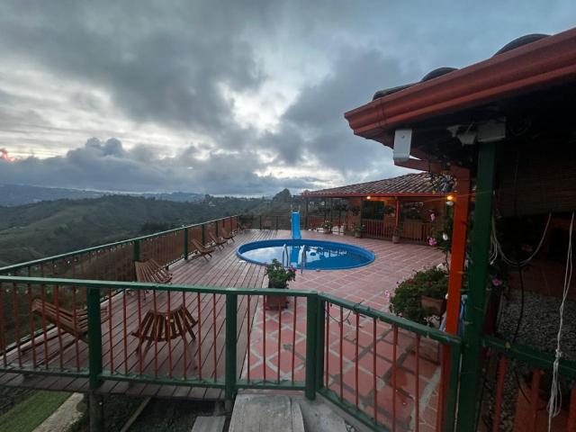 Casa Campestre En Venta En Penol En. V257860