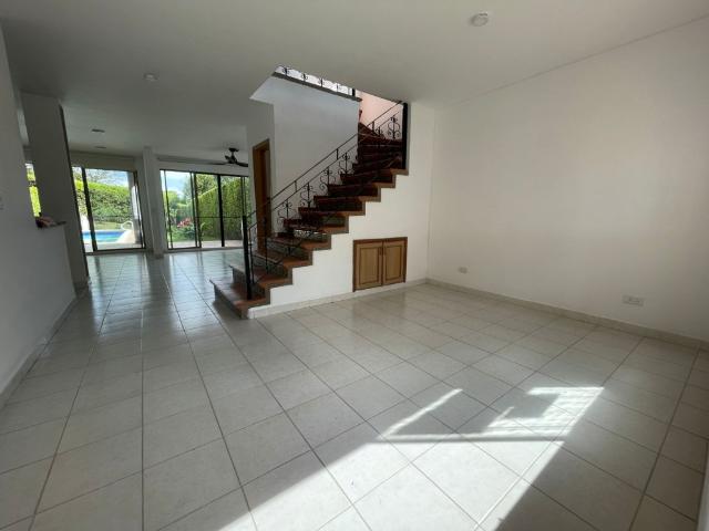Casa Campestre En Venta En Pereira En Cerritos V301330