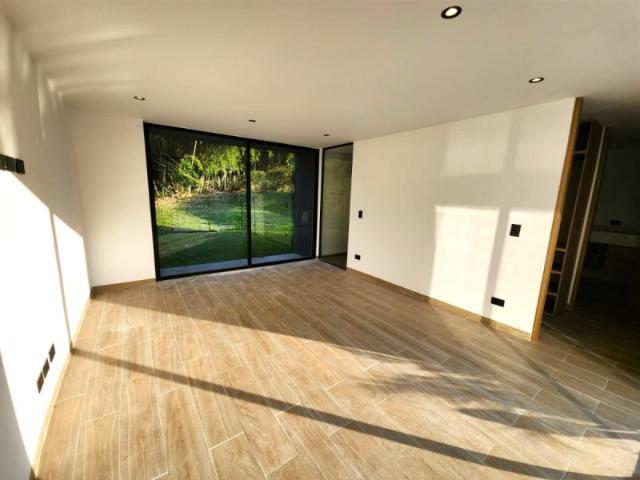 Casa Campestre En Venta En Pereira En Cerritos V302682