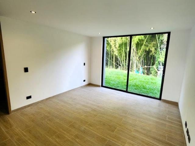 Casa Campestre En Venta En Pereira En Cerritos V302682