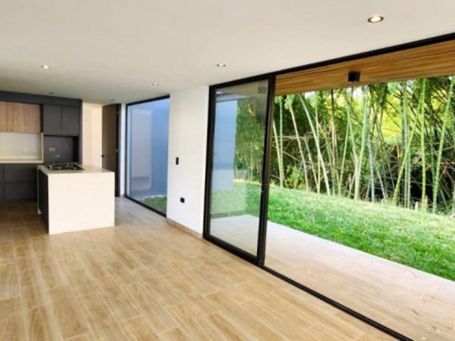 Casa Campestre En Venta En Pereira En Cerritos V302682