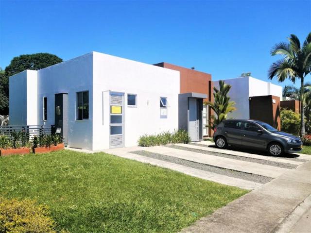 Casa Campestre En Venta En Pereira En Pueblito Cafetero V302946