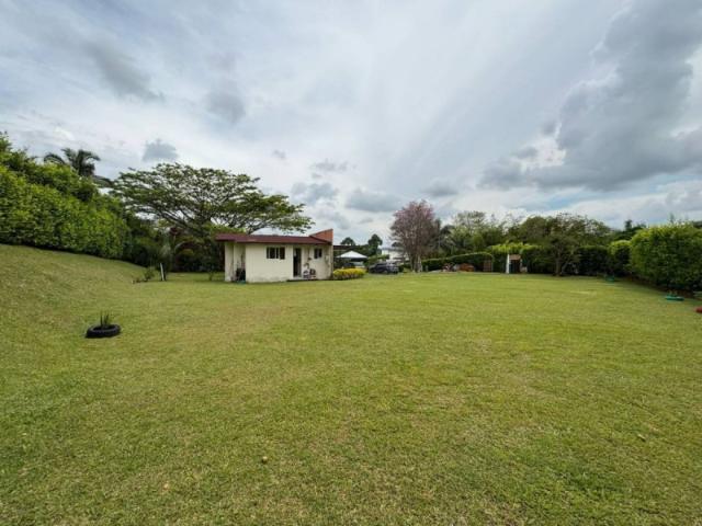 Casa Campestre En Venta En Pereira En San Jose De Las Villas V302027