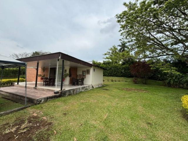 Casa Campestre En Venta En Pereira En San Jose De Las Villas V302027