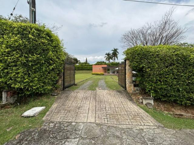 Casa Campestre En Venta En Pereira En San Jose De Las Villas V302027