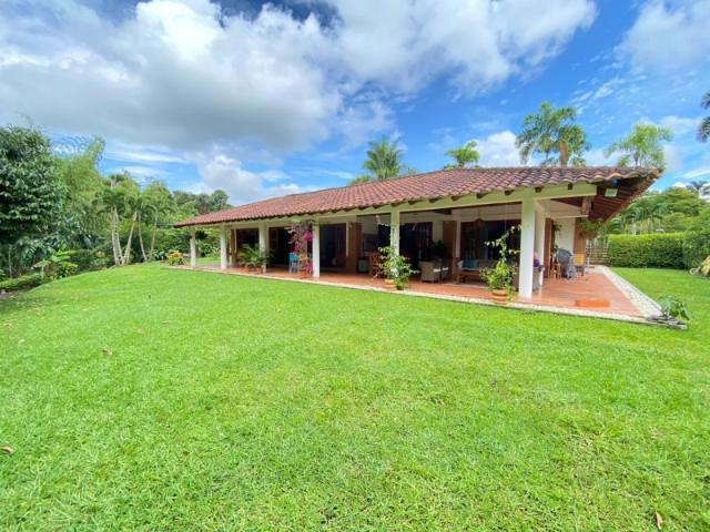 Casa Campestre En Venta En Pereira V67986