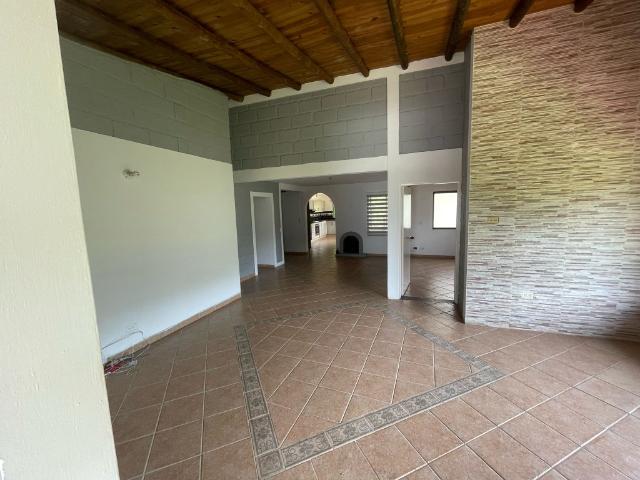 Casa Campestre En Venta En Sabaneta En Las Brisas V317535