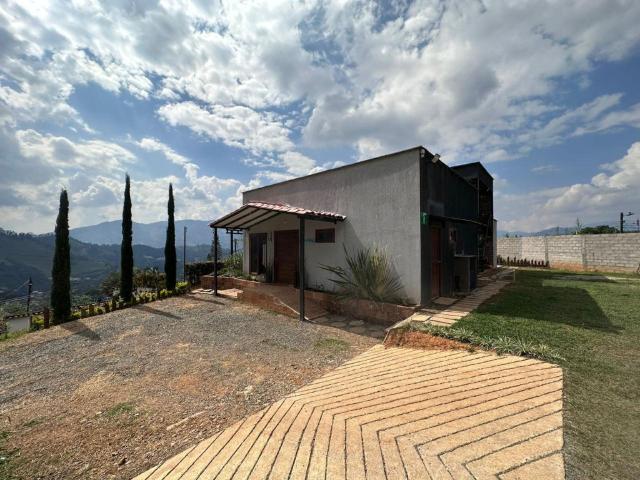 Casa Campestre En Venta En Sabaneta En Vereda La Doctora V173688