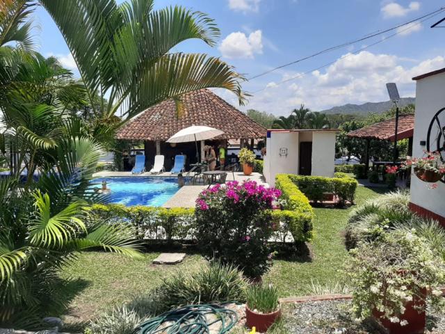 Casa Campestre en venta en San Pedro, Valle Del Cauca