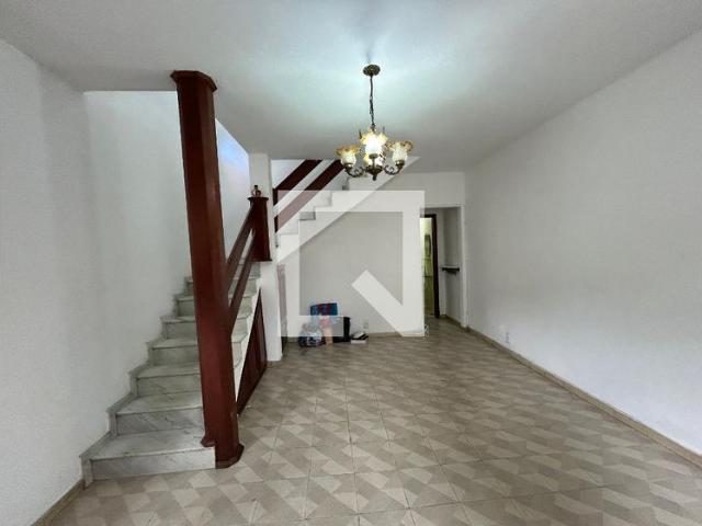 Casa aluguel em Região Geográfica Imediata do Rio de Janeiro, Região Metropolitana do Rio de Janeiro