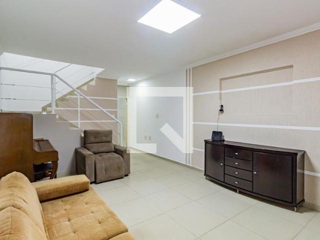 Casa aluguel em Região Imediata de São Paulo, Região Metropolitana de São Paulo