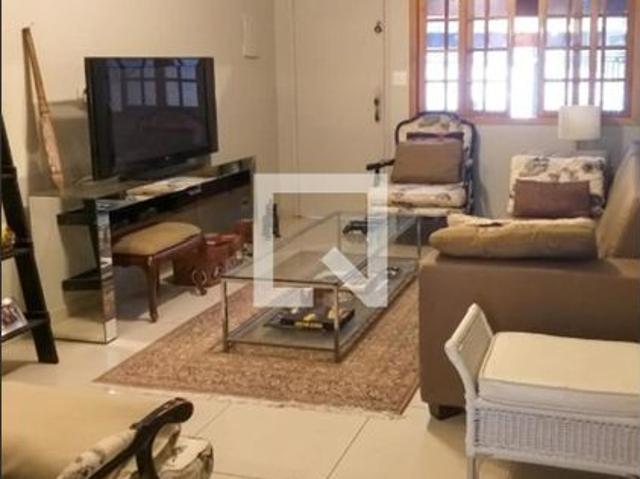 Casa aluguel em Região Imediata de São Paulo, Região Metropolitana de São Paulo