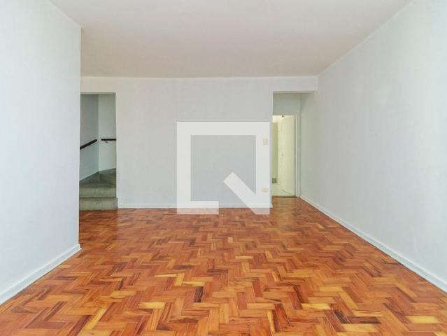 Casa aluguel em Região Imediata de São Paulo, Região Metropolitana de São Paulo