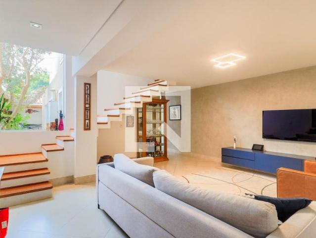 Casa aluguel em Campo Belo, São Paulo