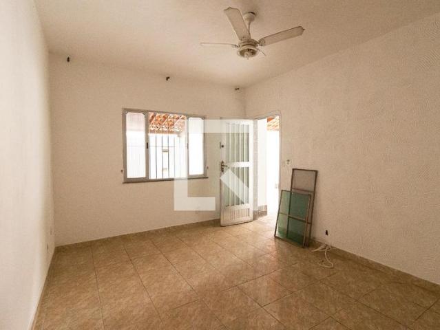 Casa aluguel em Região Geográfica Imediata do Rio de Janeiro, Região Metropolitana do Rio de Janeiro