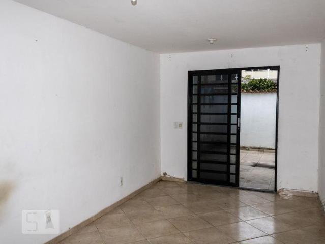 Casa aluguel em Região Geográfica Imediata do Rio de Janeiro, Região Metropolitana do Rio de Janeiro