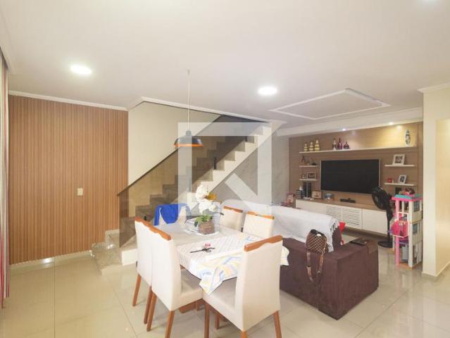 Casa aluguel em Região Geográfica Imediata do Rio de Janeiro, Região Metropolitana do Rio de Janeiro