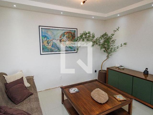 Casa aluguel em Região Geográfica Imediata do Rio de Janeiro, Região Metropolitana do Rio de Janeiro